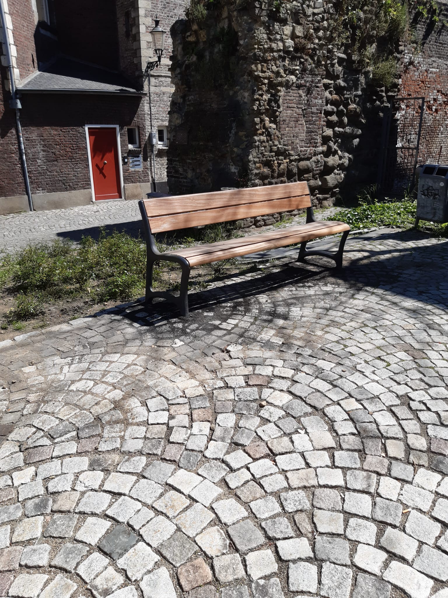 8d8b1ae6-03d7-48e0-b1e4-243d531e9de8